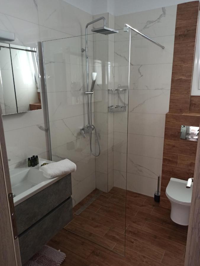 Cyclops Luxury Apartments Ігумениця Екстер'єр фото