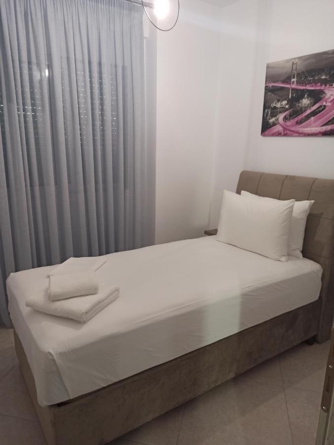 Cyclops Luxury Apartments Ігумениця Екстер'єр фото