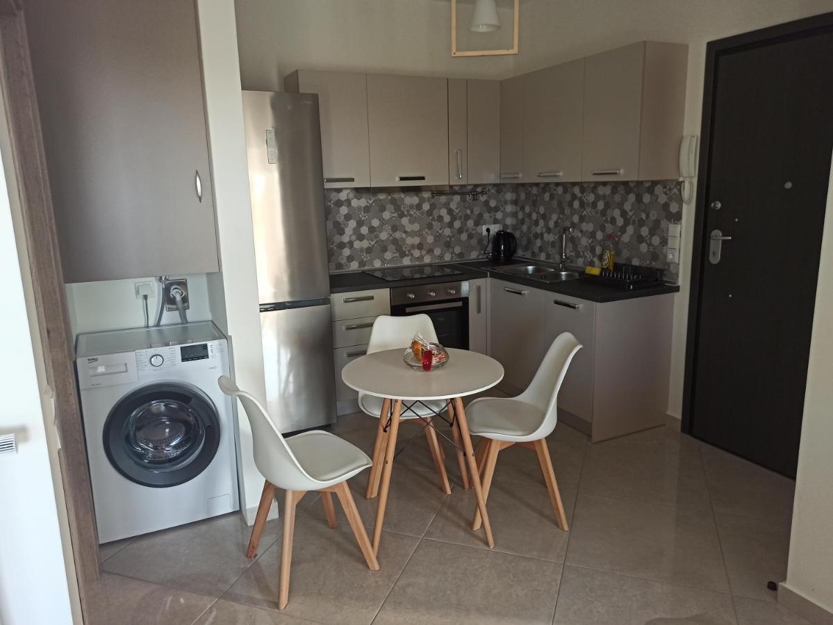 Cyclops Luxury Apartments Ігумениця Екстер'єр фото