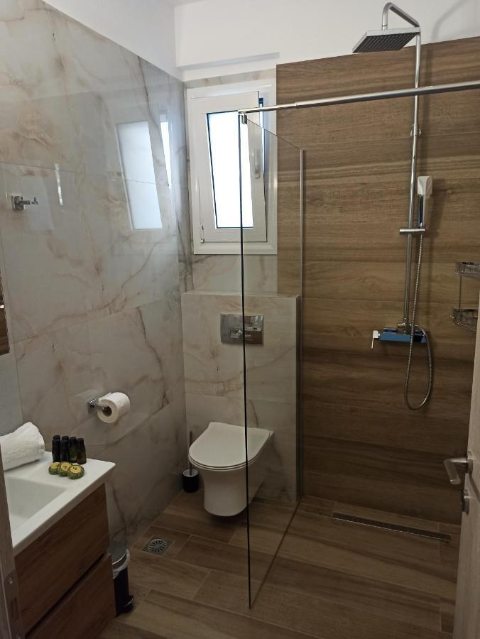 Cyclops Luxury Apartments Ігумениця Екстер'єр фото