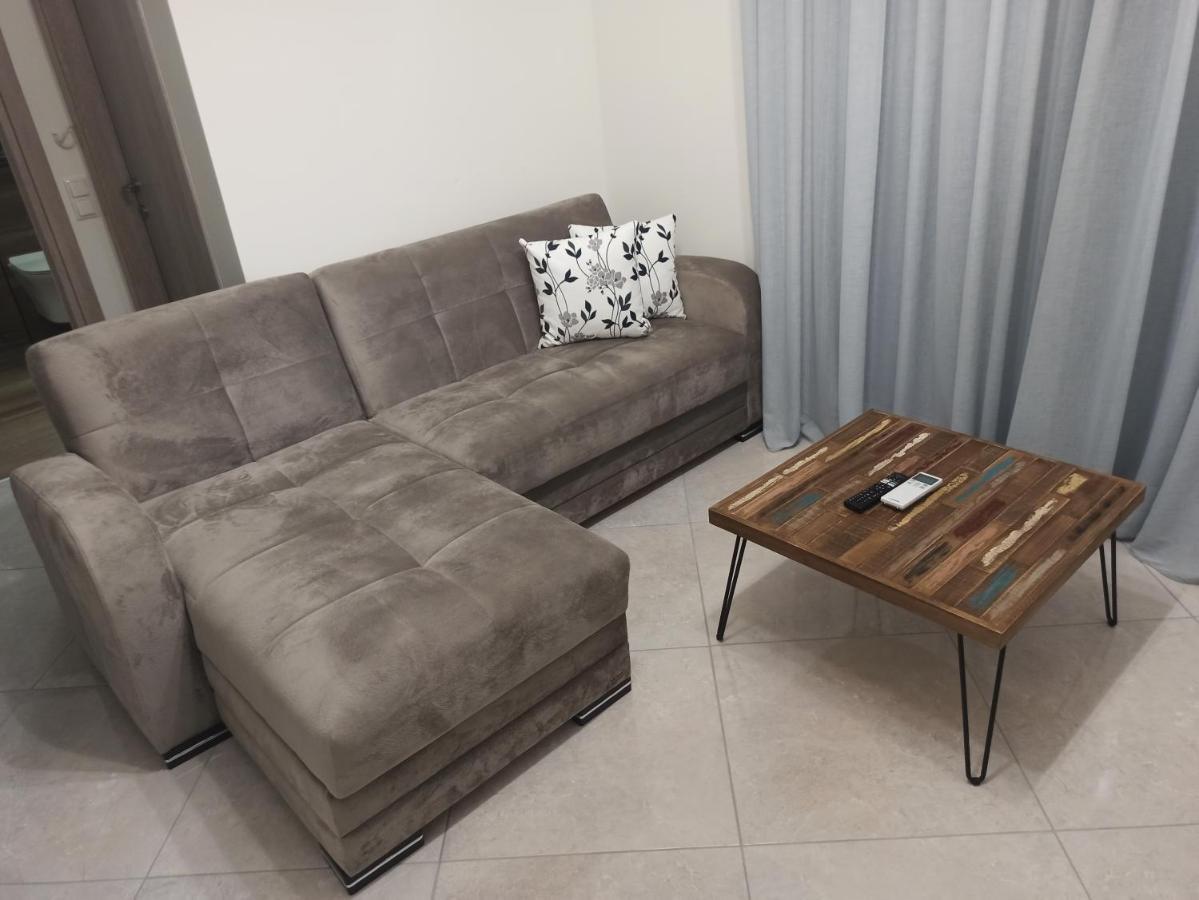Cyclops Luxury Apartments Ігумениця Екстер'єр фото