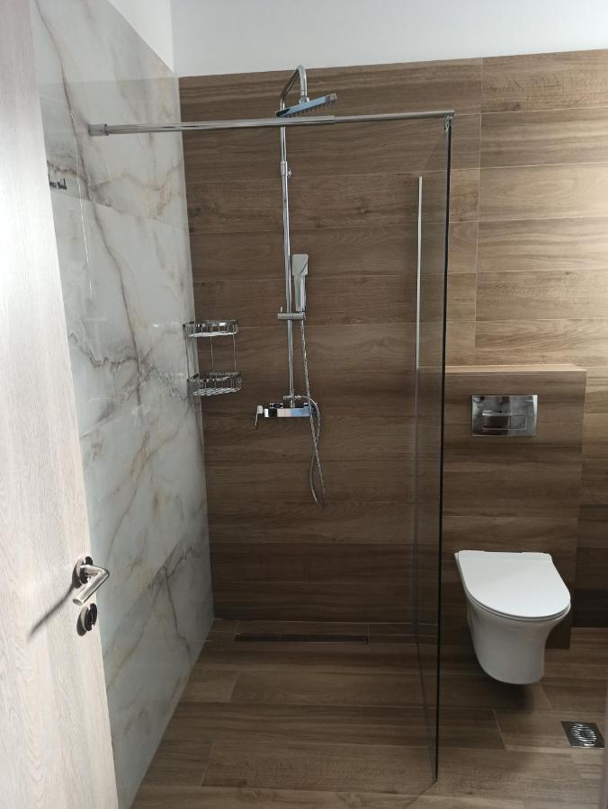 Cyclops Luxury Apartments Ігумениця Екстер'єр фото