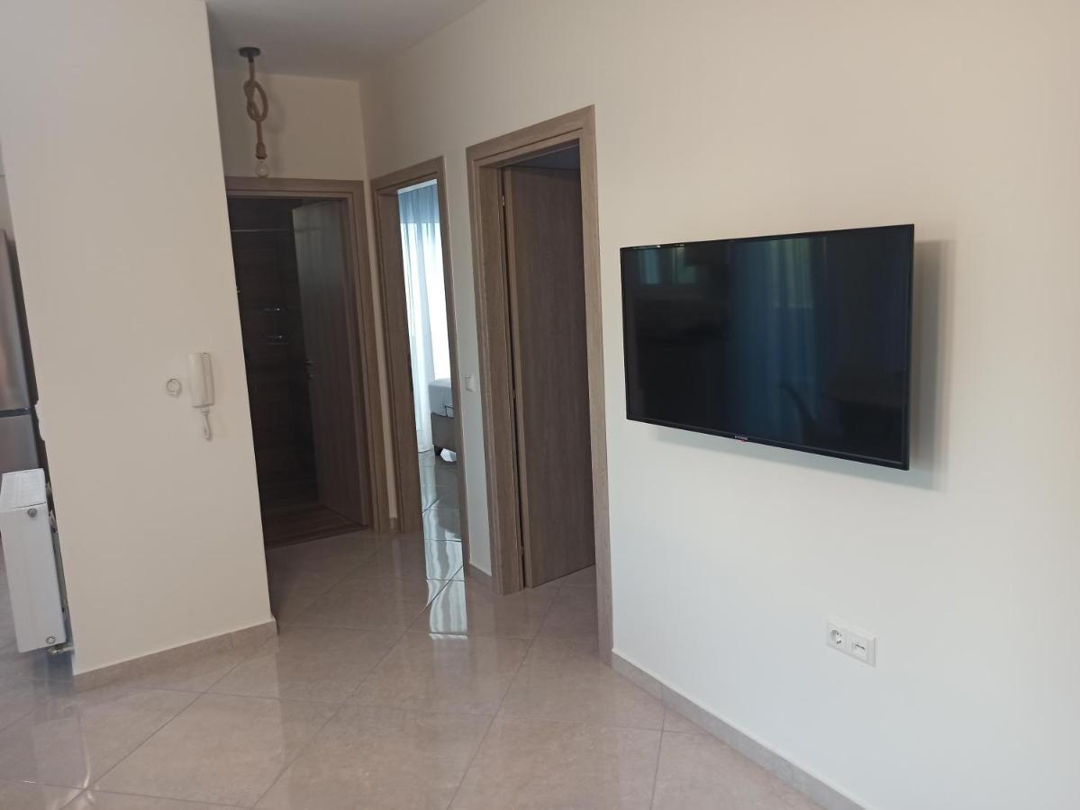 Cyclops Luxury Apartments Ігумениця Екстер'єр фото